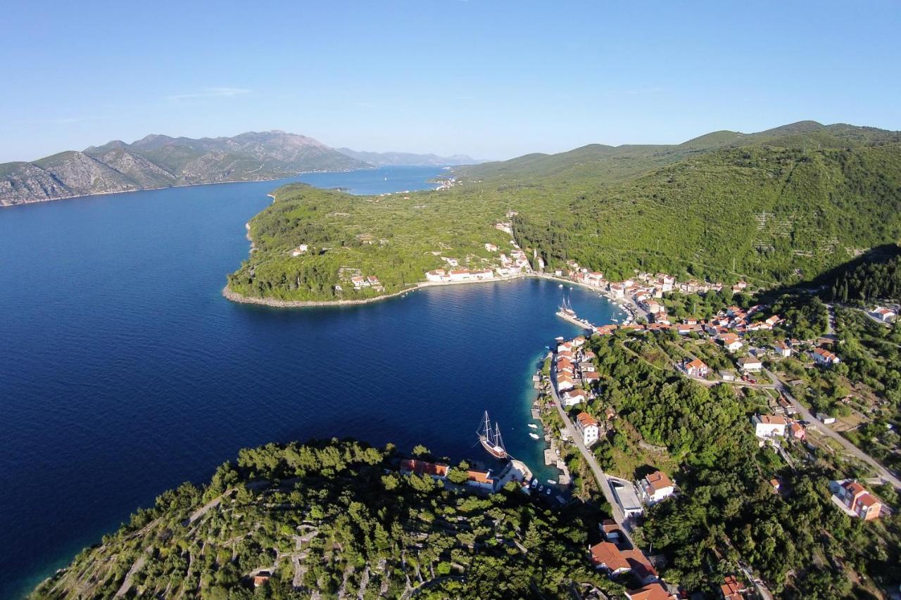 Apartments And Rooms By The Sea Racisce, Korcula - 4341 Eksteriør bilde